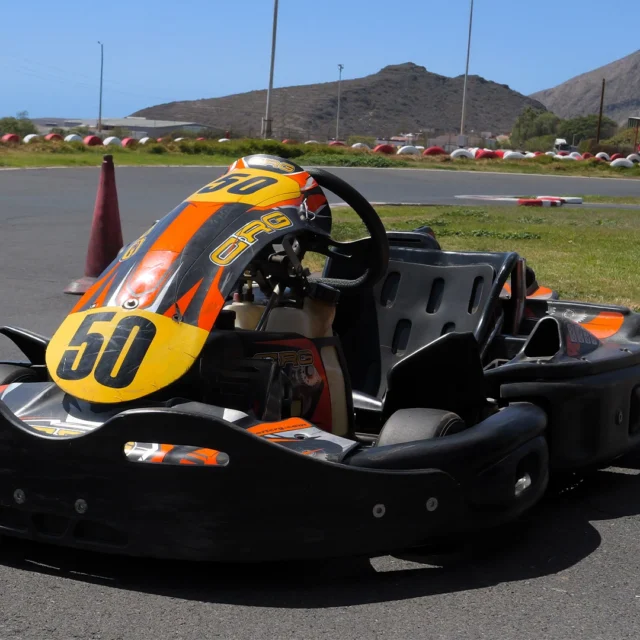 🇪🇸🏁 ¡La adrenalina te está esperando! En Karting Club Tenerife vivimos la velocidad al máximo, con circuitos diseñados para que sientas la emoción en cada curva. ¿Tienes lo que se necesita para ser el más rápido? Trae a tu grupo, ponte el casco y pisa el acelerador - ¡la pista es tuya! 🏎️💨✔️ Karts para todas las edades✔️ Medidas de seguridad TOP✔️ Diversión asegurada bajo el sol de Tenerife ☀️✔️ Ideal para cumpleaños, despedidas o planes en grupo¡Hoy puede ser el día en que te conviertas en leyenda del circuito!🇬🇧🏁 ¿Listo para sentir la adrenalina? ¡En Karting Club Tenerife te traemos la experiencia definitiva de velocidad en uno de los circuitos más emocionantes de Canarias! 🏎️🔥Ya sea compitiendo con amigos o desafiándote a ti mismo, cada curva está llena de adrenalina. Perfecto para cumpleaños, planes de grupo, ¡o simplemente para vivir la emoción de Tenerife! ☀️✔️ Karts para todos ages✔️ Máxima seguridad standards✔️ Diversión sin parar bajo la sun✔️ Abierto todos los días para la acción a alta velocidad¿Eres lo suficientemente rápido para conquistar la pista? Averígualo! #KartingClubTenerife #TenerifeKarting #AdrenalinaTotal #VelocidadSinLímites #PlanazoEnTenerife #TenerifeConNiños #DiversiónEnTenerife #TenerifeExperience #TenerifeIsla #TenerifeEspaña #PlanesDiferentes #MotorLovers #TenerifeVibes #CanariasEnEstadoPuro #GoKartTenerife #ViveLaVelocidad 🏁🔥🇪🇸