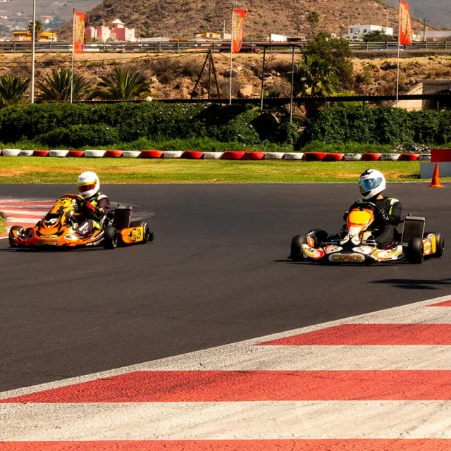 🇪🇸 Adrenalina al límite en Karting Club Tenerife 🔥🏁¿Preparado para sentir la emoción de la velocidad en estado puro? En nuestra pista de competición, cada curva es un reto y cada aceleración una descarga de adrenalina. Vive la experiencia karting como un verdadero piloto y reta a tus amigos en el circuito más épico de Tenerife.🚦 ¡Arranca motores y ven a disfrutar del karting como nunca!🇬🇧 Adrenalina al límite en Karting Club Tenerife 🔥🏁¿Preparado para sentir la emoción de la velocidad en estado puro? En nuestra pista de competición, cada curva es un reto y cada aceleración una descarga de adrenalina. Vive la experiencia del karting como un auténtico piloto y desafía a tus amigos en el circuito más épico de Tenerife.🚦 ¡Enciende los motores y disfruta del karting como nunca antes!#KartingClubTenerife #AdrenalinaTotal #VelocidadSinLímites #PuraAcción #KartingLife #TenerifeMotorsport #FeelTheSpeed #PilotExperience #GoKarting #TenerifeAdventure