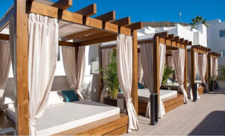 Ohasis Boutique Suites antes Oasis Mango